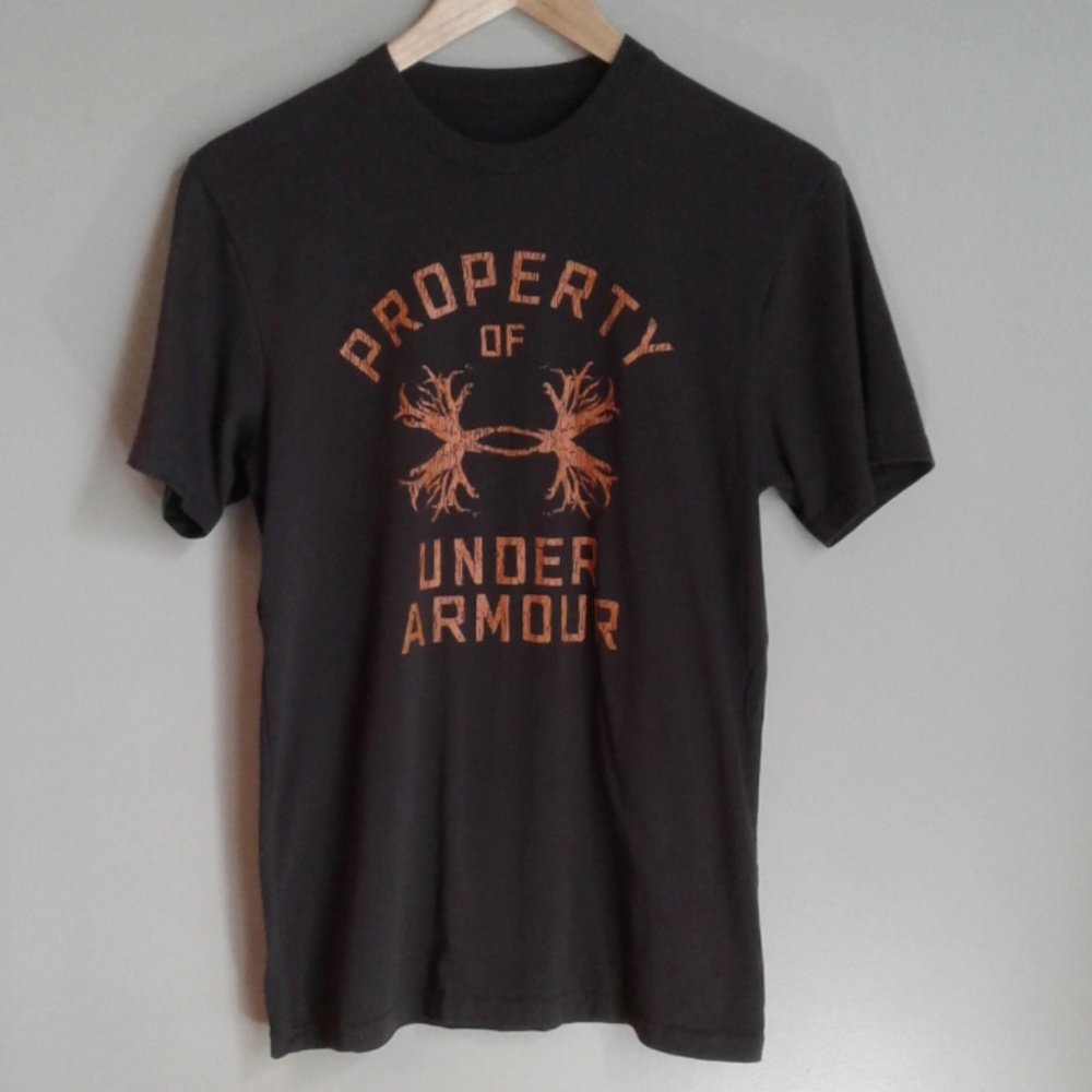 Under armour brown t shirt size small